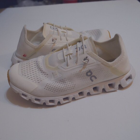 SWISS ENGINEERING UQ CLOUDCOAST White Sport Soft Breathable Slip-On Sneakers W8 - Picture 1 of 9